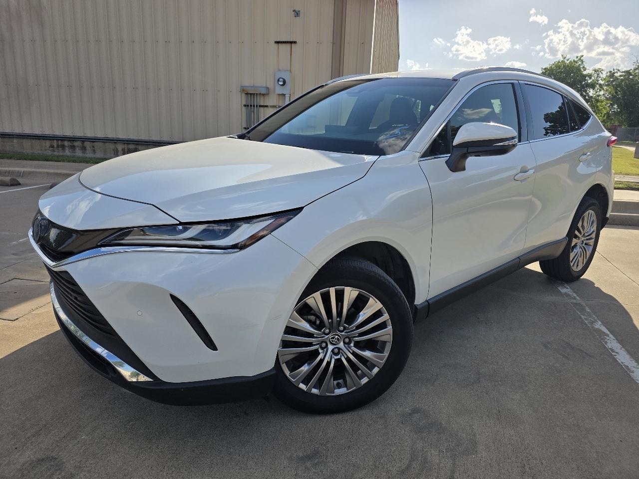Toyota Venza XLE 2022