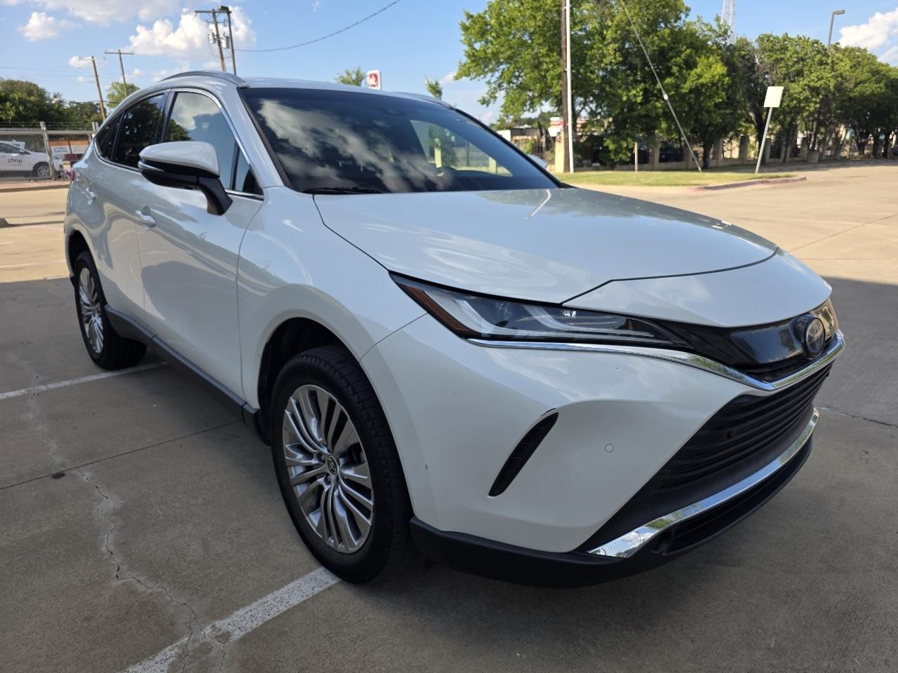 Toyota Venza XLE 2022