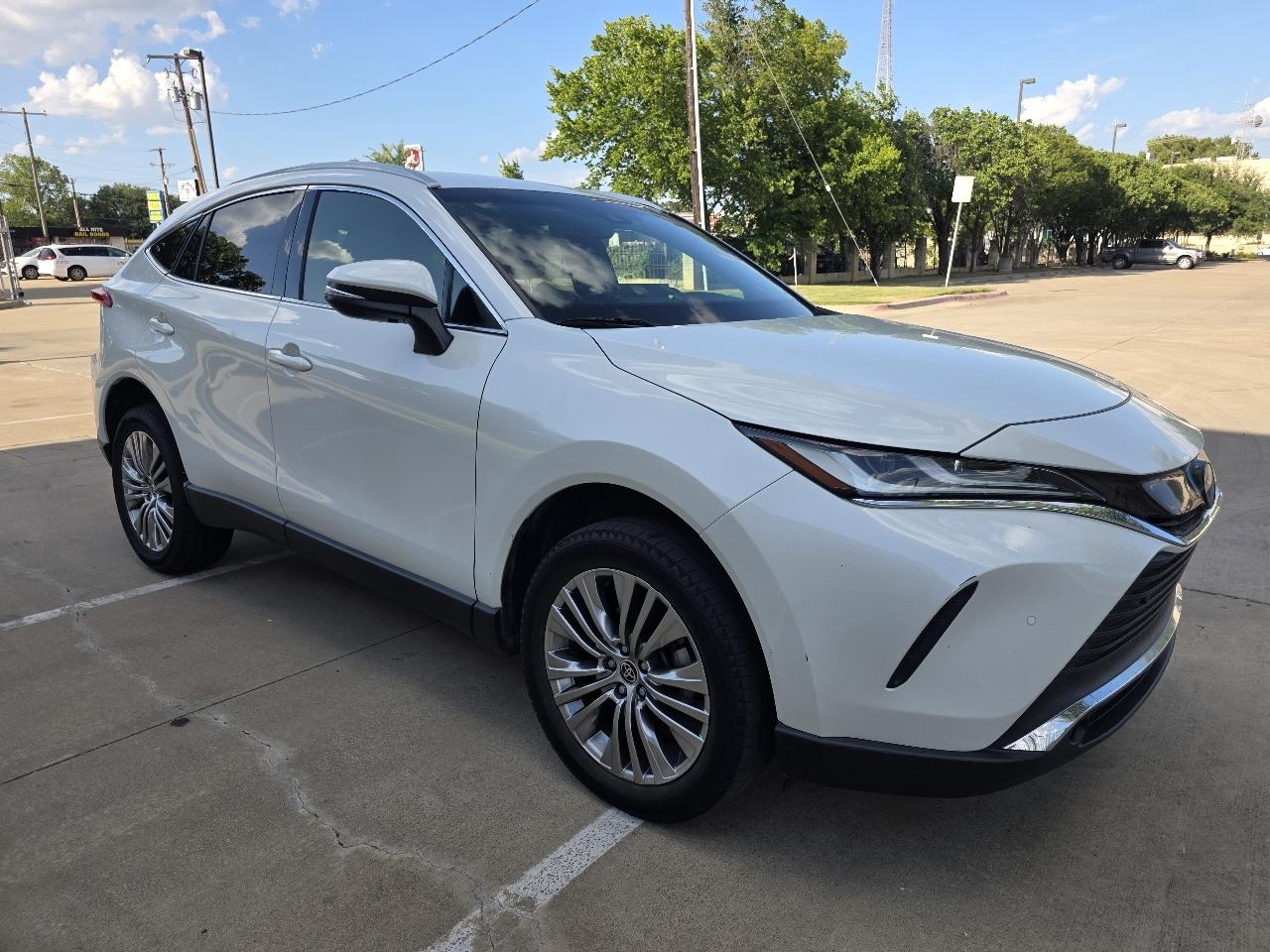 Toyota Venza XLE 2022