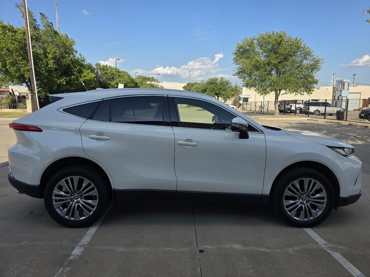 Toyota Venza XLE 2022