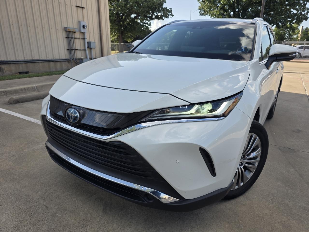 Toyota Venza XLE 2022