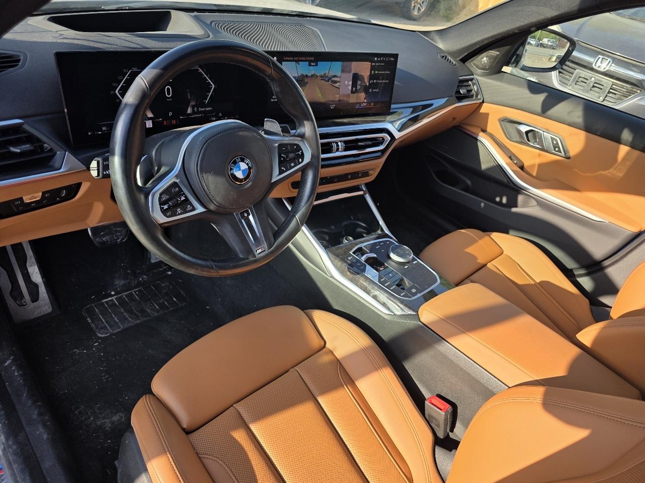 BMW 3-Series  2023