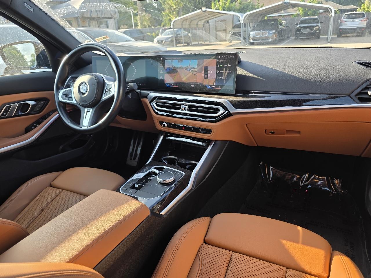 BMW 3-Series  2023