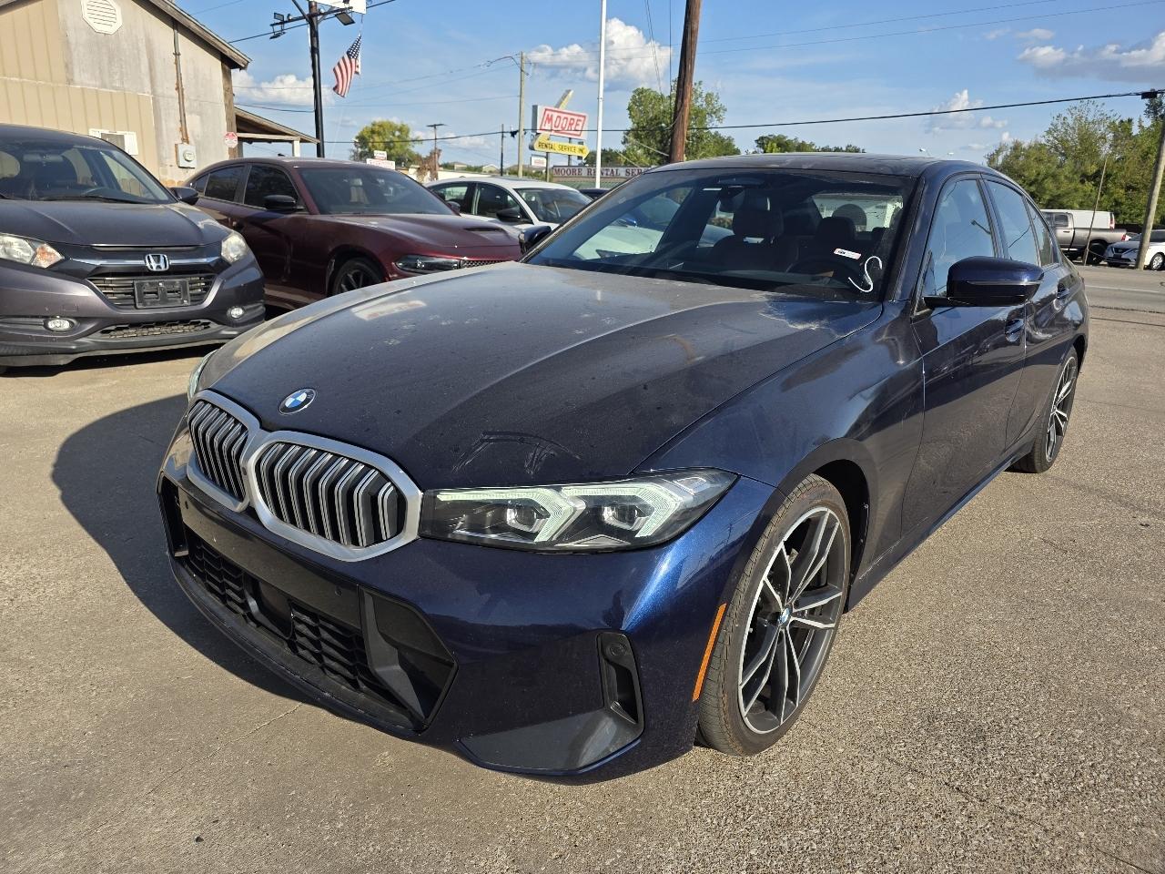 BMW 3-Series  2023