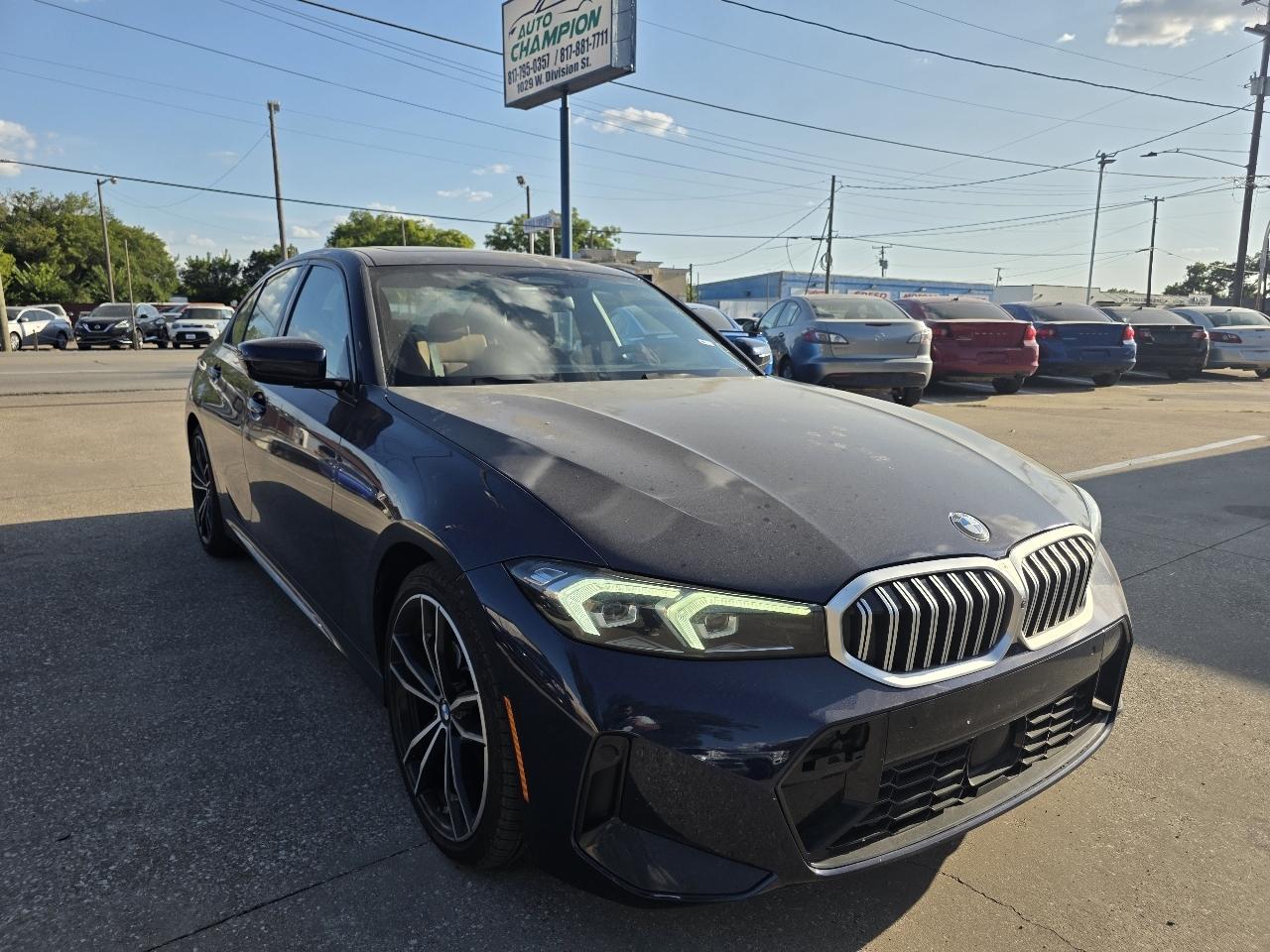 BMW 3-Series  2023