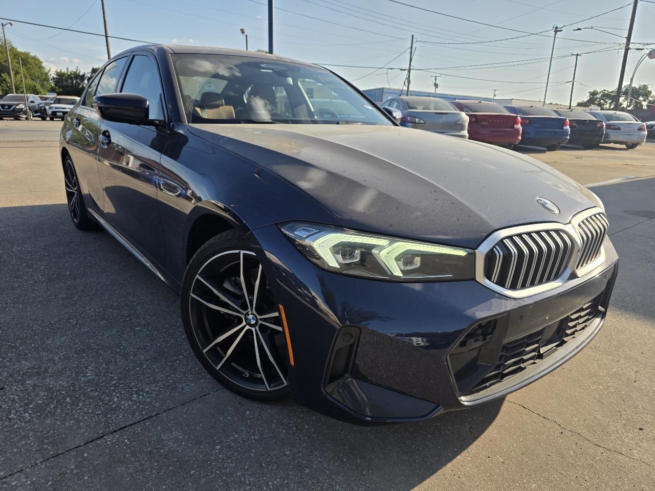 BMW 3-Series  2023