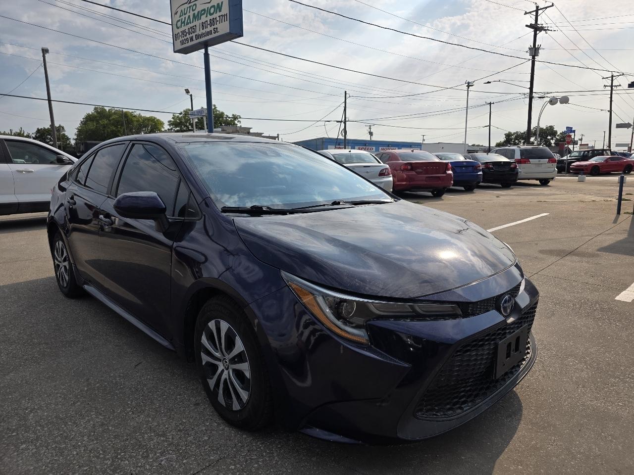 Toyota Corolla LE Hybrid 2022