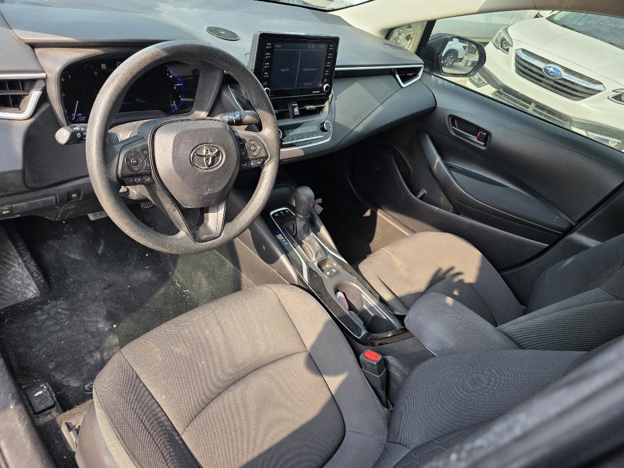 Toyota Corolla LE Hybrid 2022