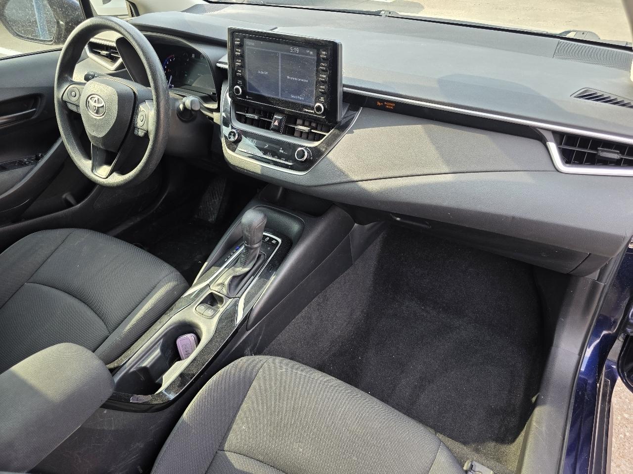 Toyota Corolla LE Hybrid 2022