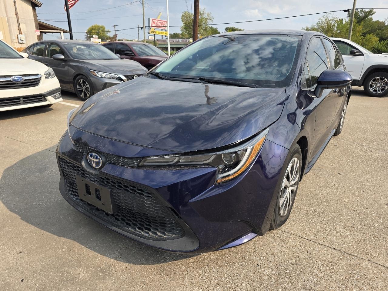 Toyota Corolla LE Hybrid 2022