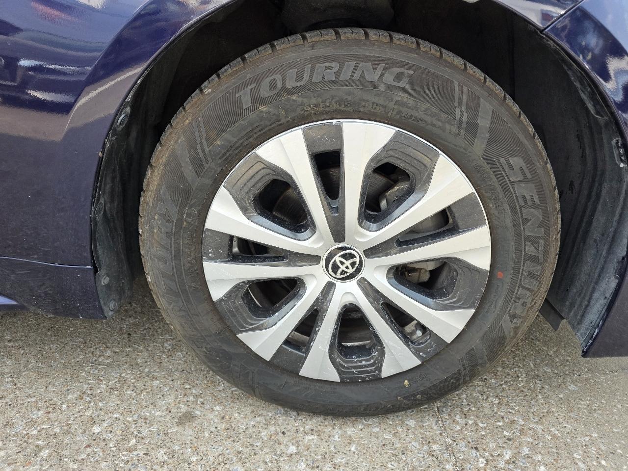 Toyota Corolla LE Hybrid 2022