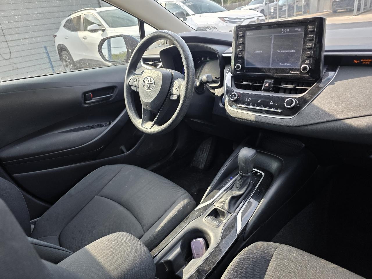 Toyota Corolla LE Hybrid 2022