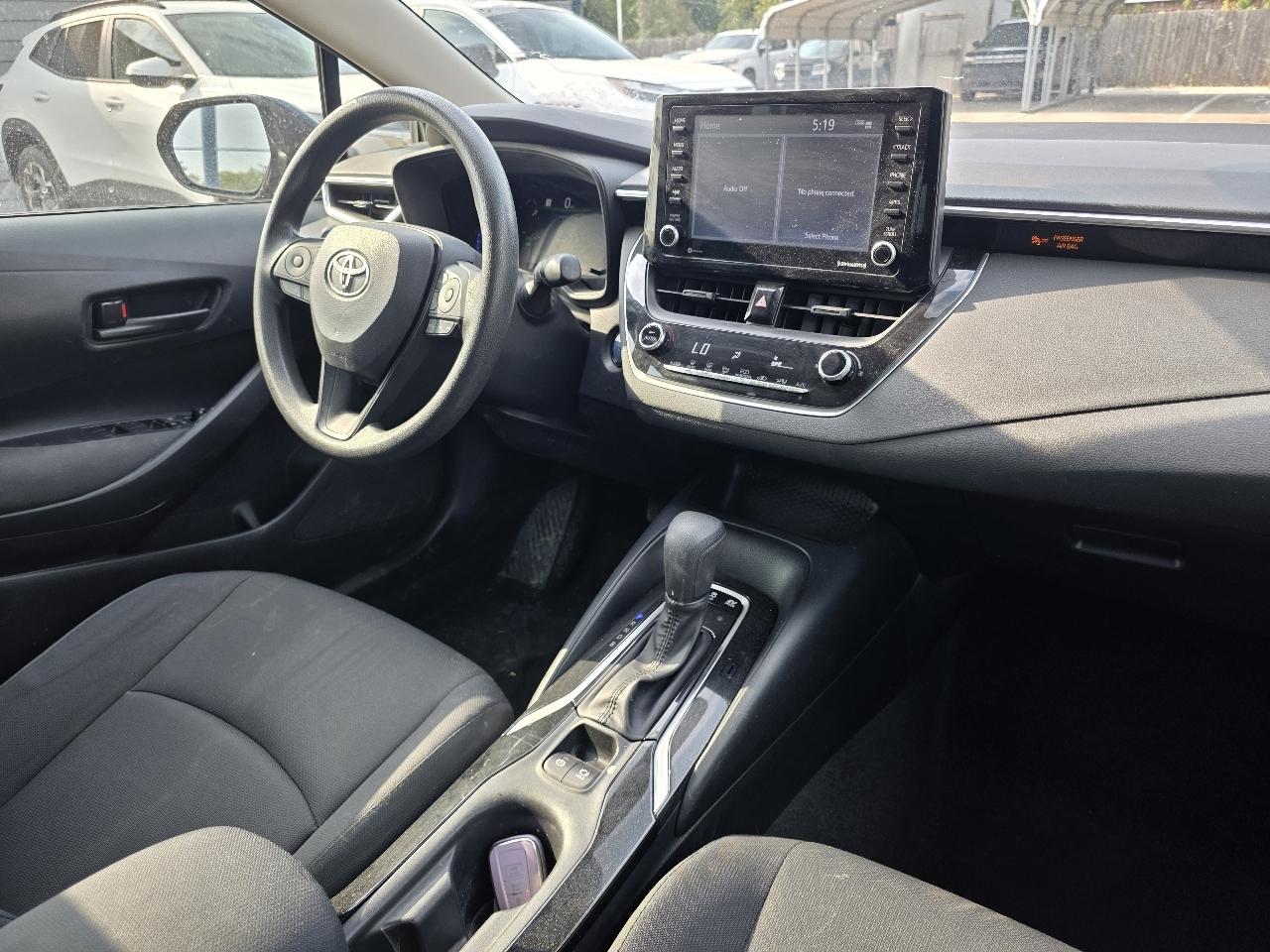 Toyota Corolla LE Hybrid 2022