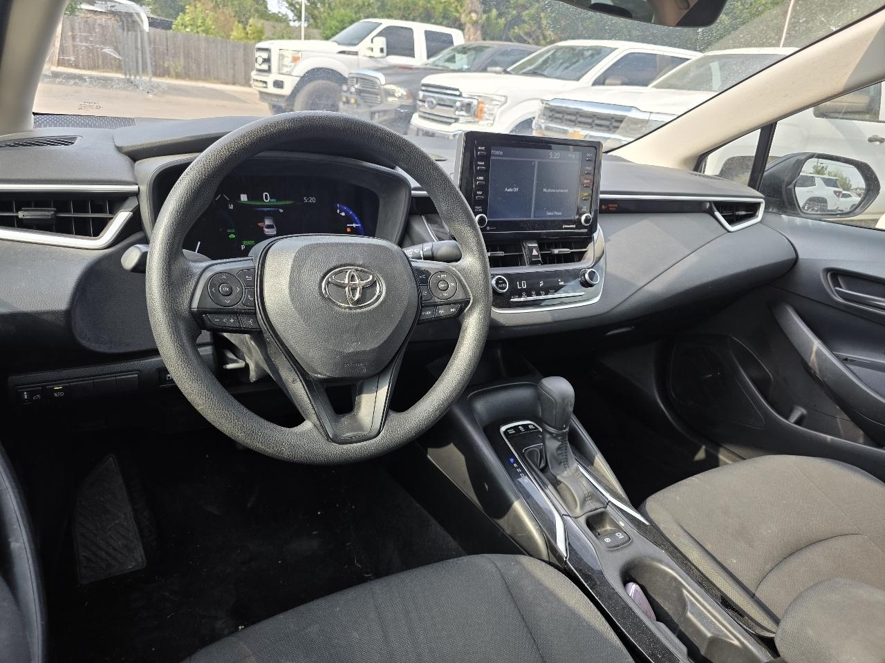 Toyota Corolla LE Hybrid 2022