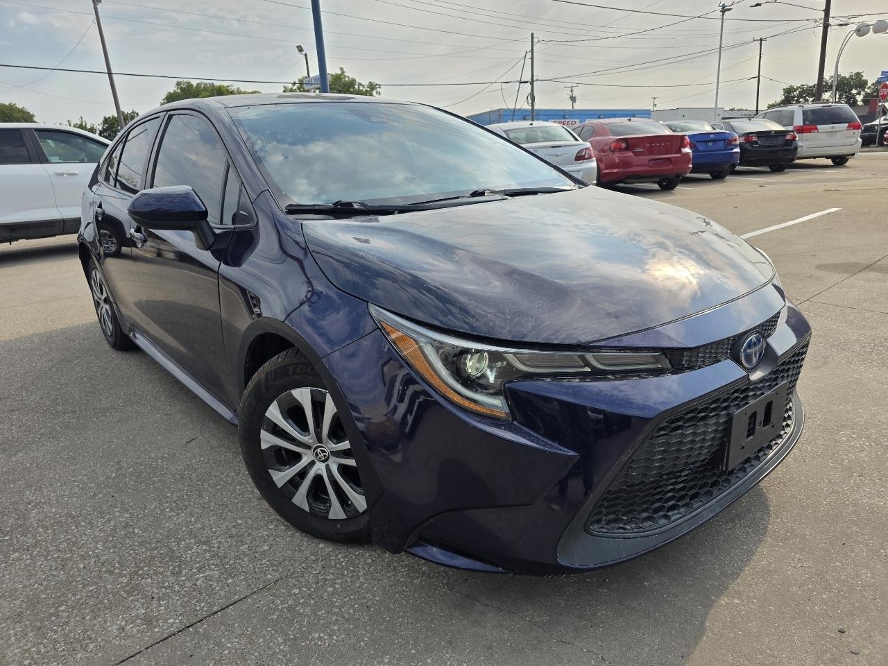 Toyota Corolla LE Hybrid 2022