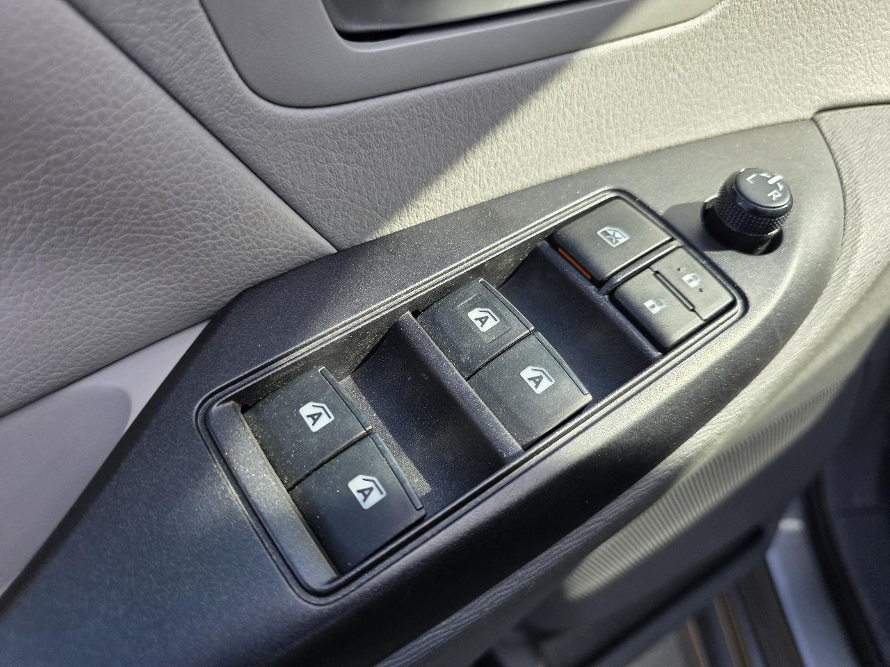 Toyota Sienna LE 8-Passenger 2020