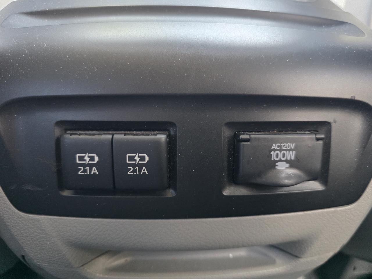 Toyota Sienna LE 8-Passenger 2020