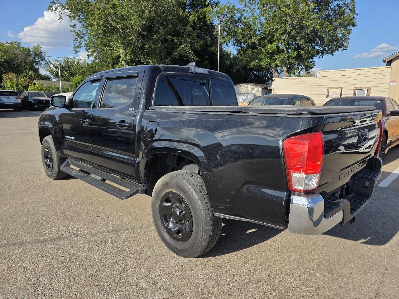 Toyota Tacoma SR5 Double Cab I4 2WD 2023