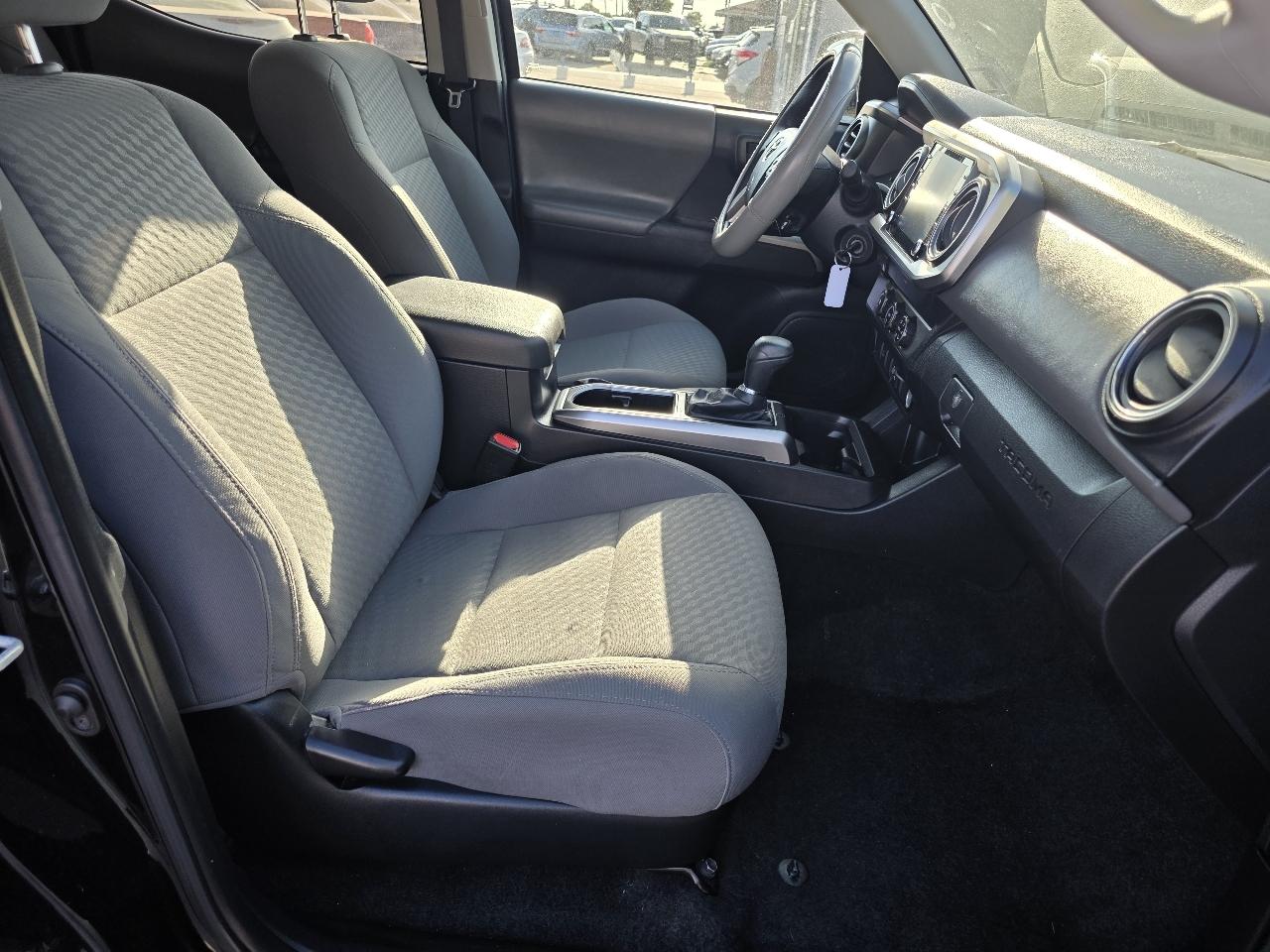 Toyota Tacoma SR5 Double Cab I4 2WD 2023