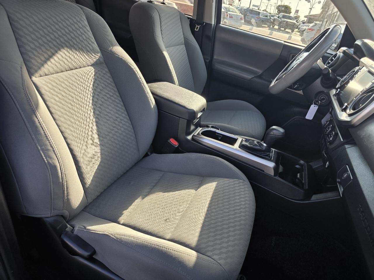 Toyota Tacoma SR5 Double Cab I4 2WD 2023