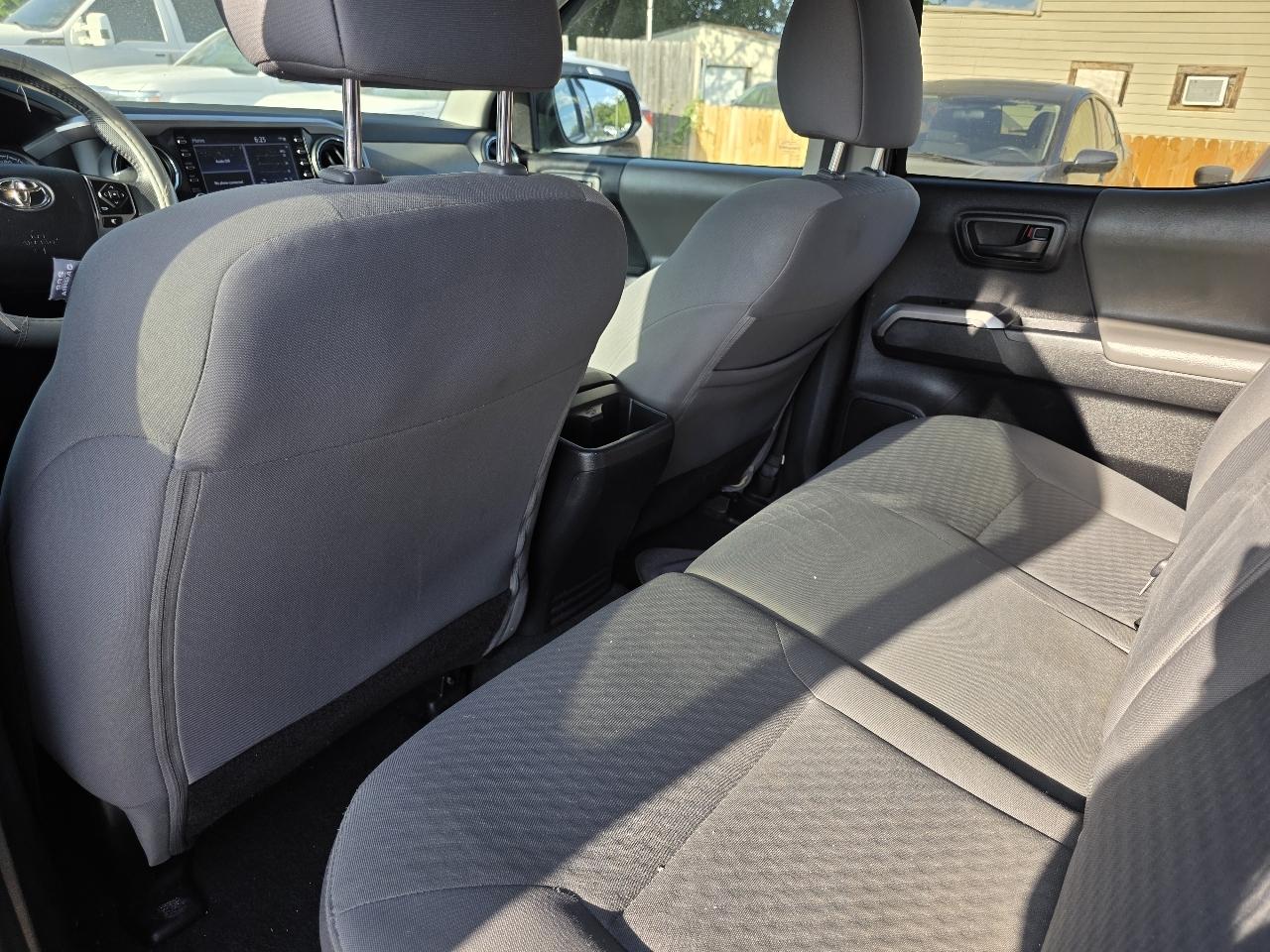 Toyota Tacoma SR5 Double Cab I4 2WD 2023