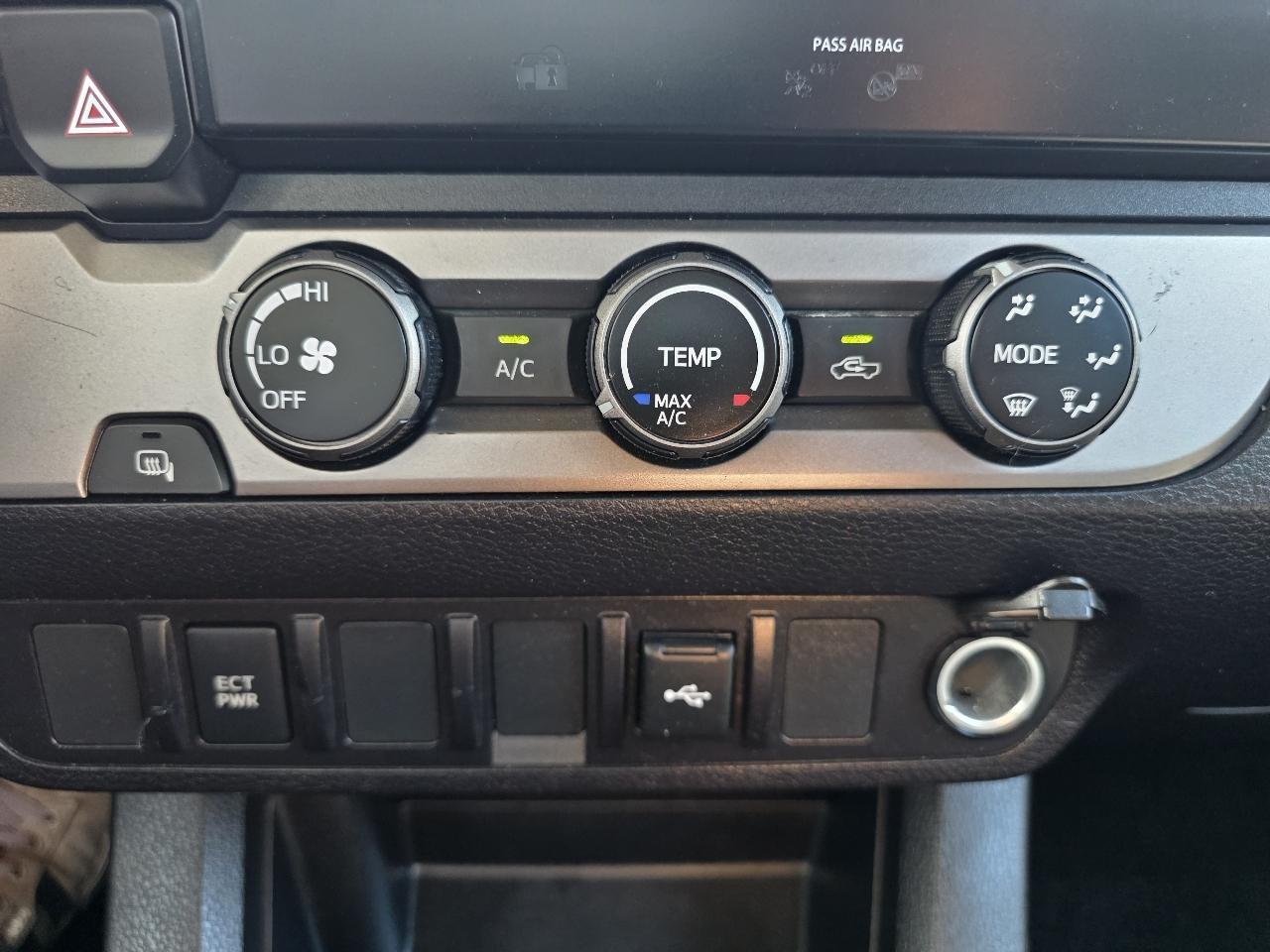 Toyota Tacoma SR5 Double Cab I4 2WD 2023