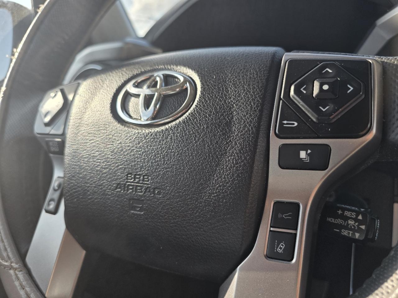 Toyota Tacoma SR5 Double Cab I4 2WD 2023