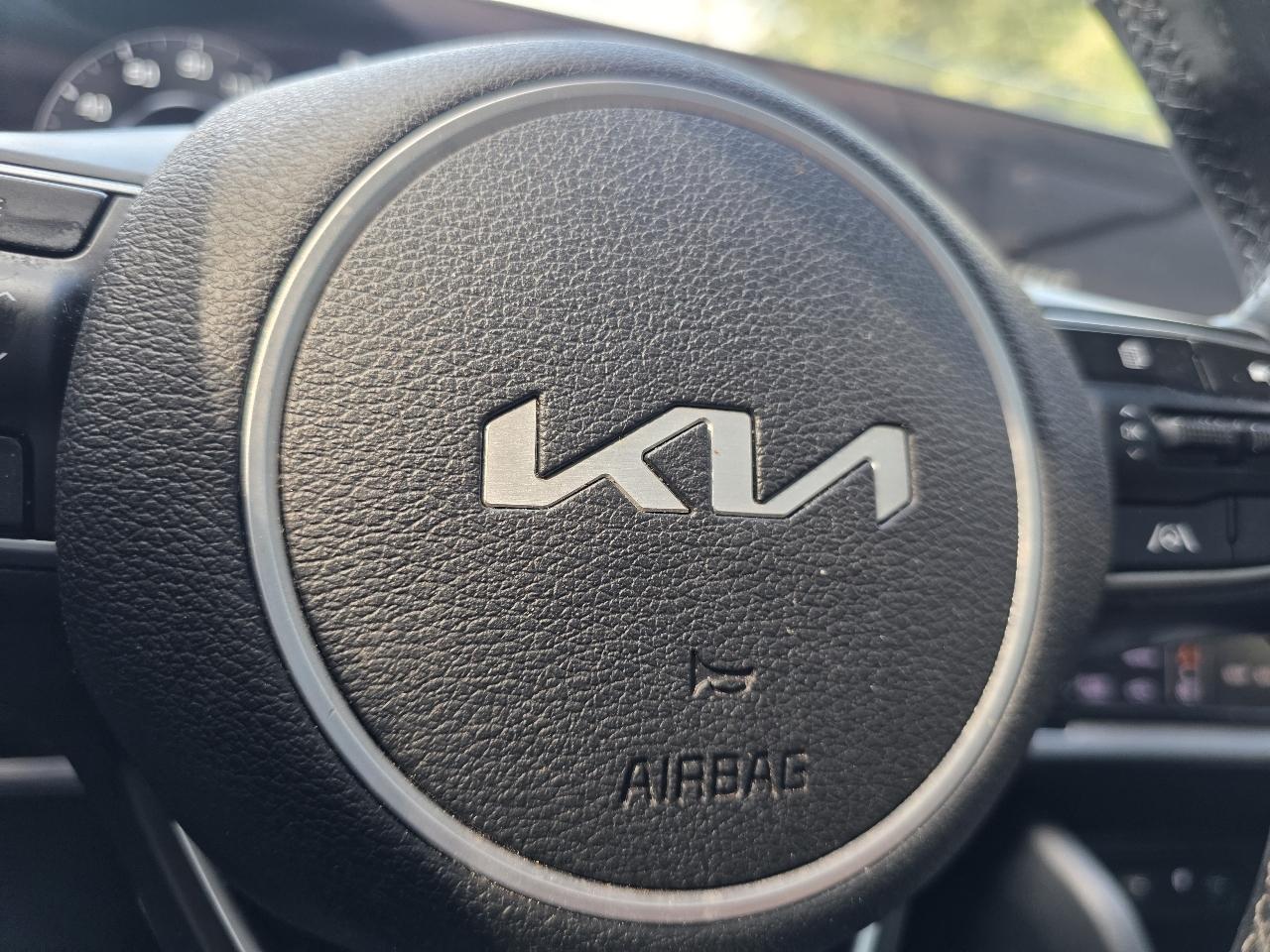Kia Sportage SX FWD 2025