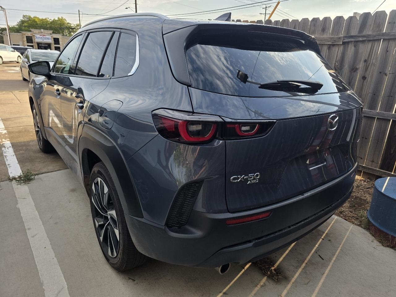 Mazda CX-50 Hybrid Premium Plus 2025