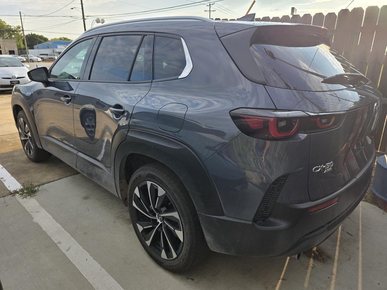 Mazda CX-50 Hybrid Premium Plus 2025