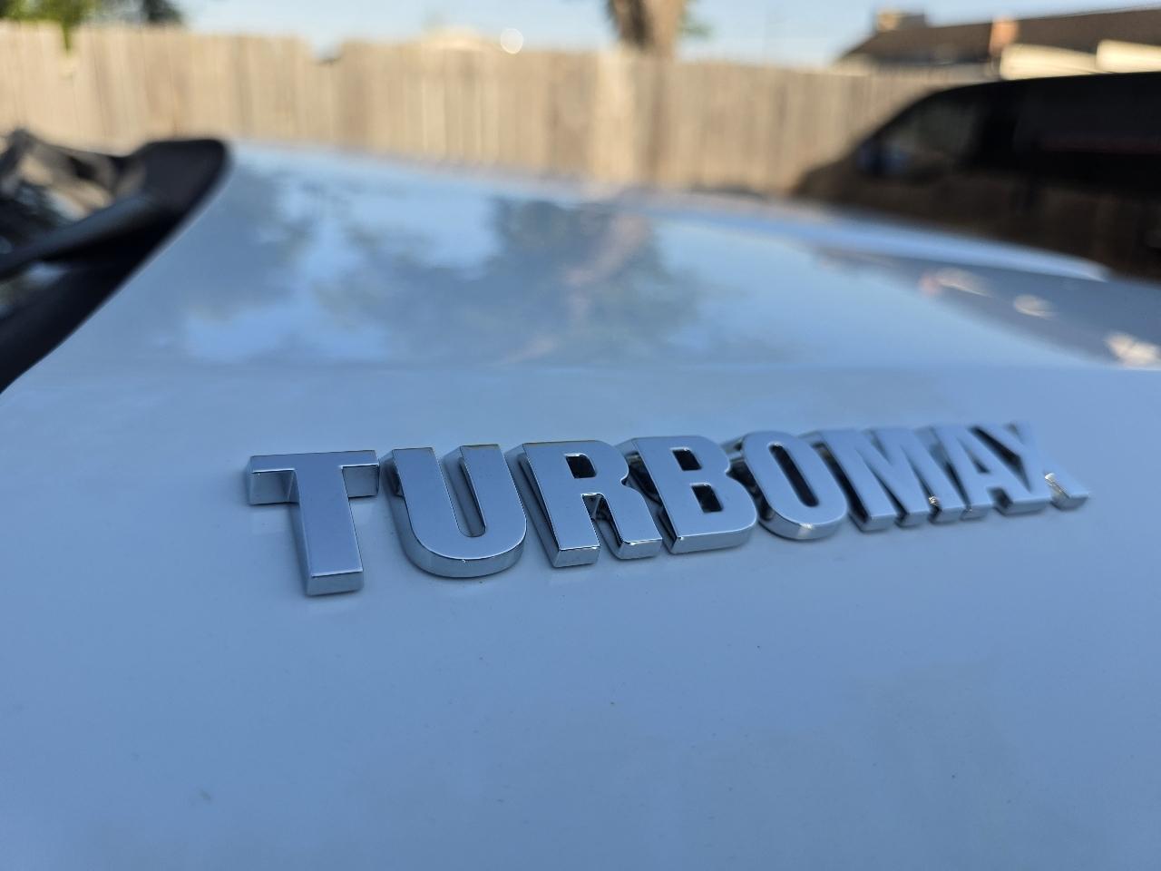 Chevrolet Silverado photo 17