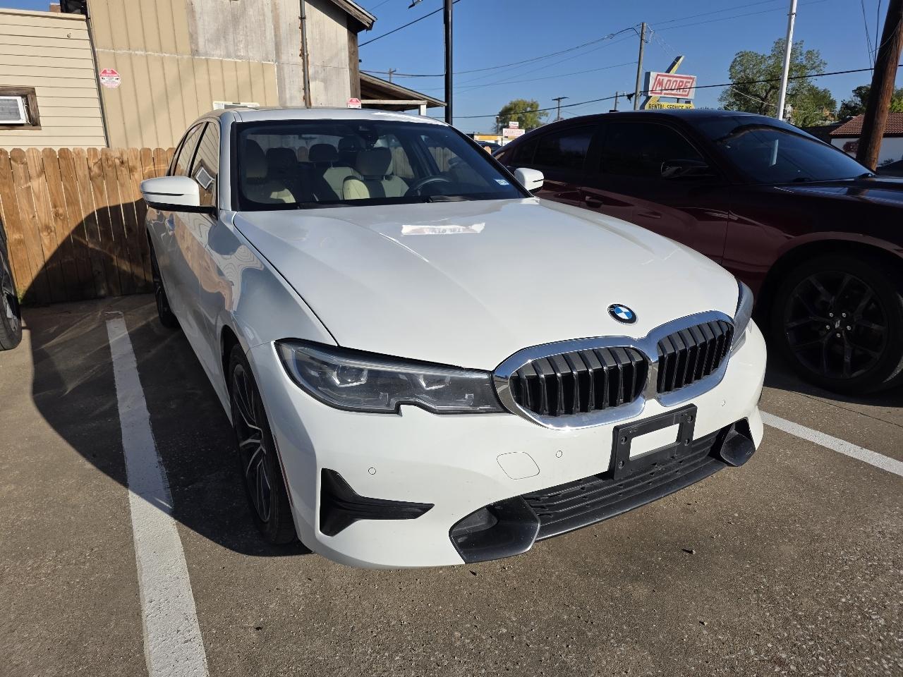 BMW 3 Series photo 3