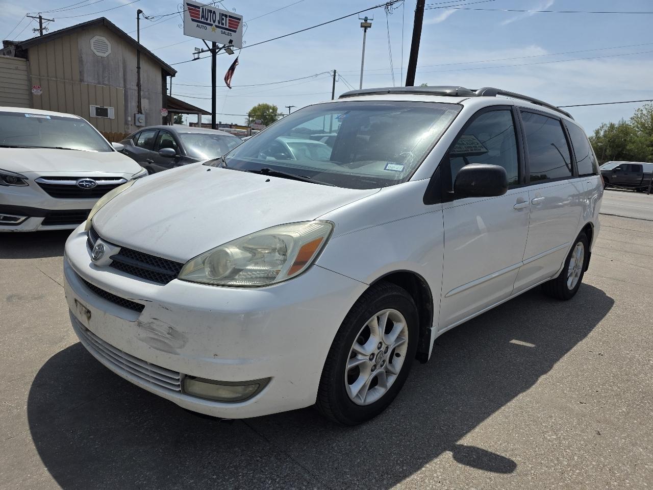 Toyota Sienna XLE 2004