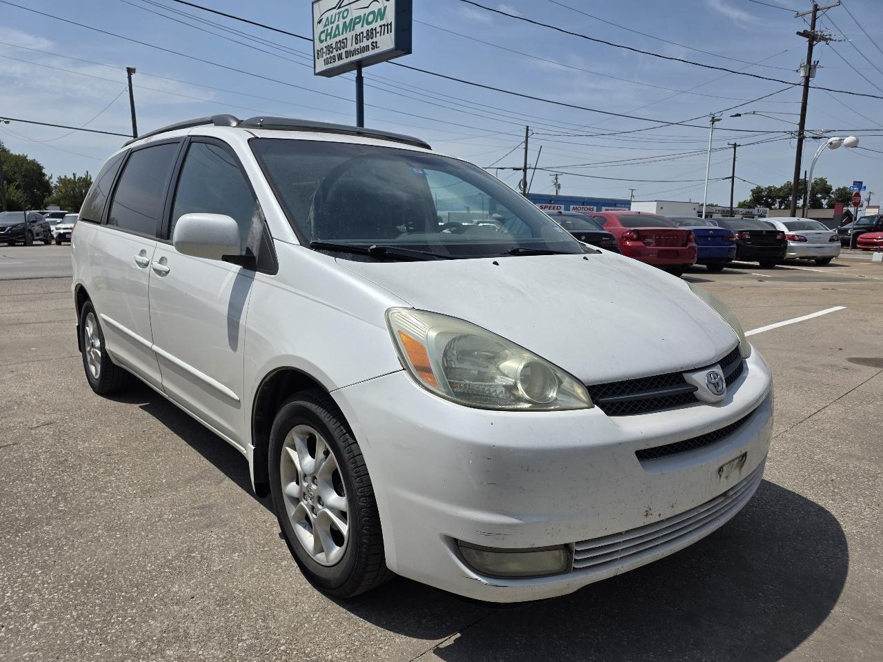 Toyota Sienna XLE 2004