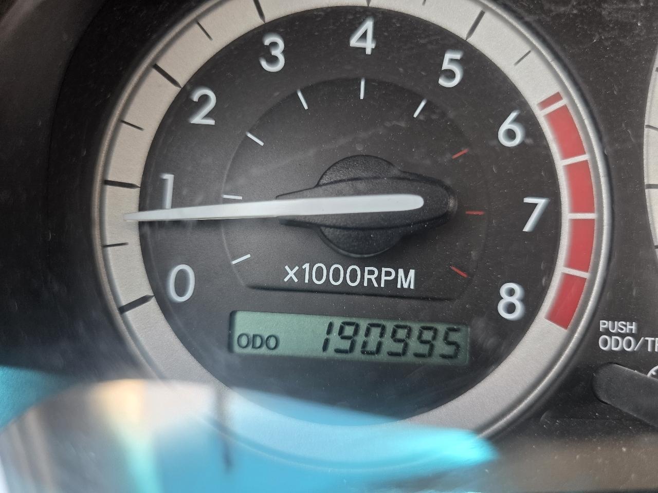 Toyota Sienna XLE 2004