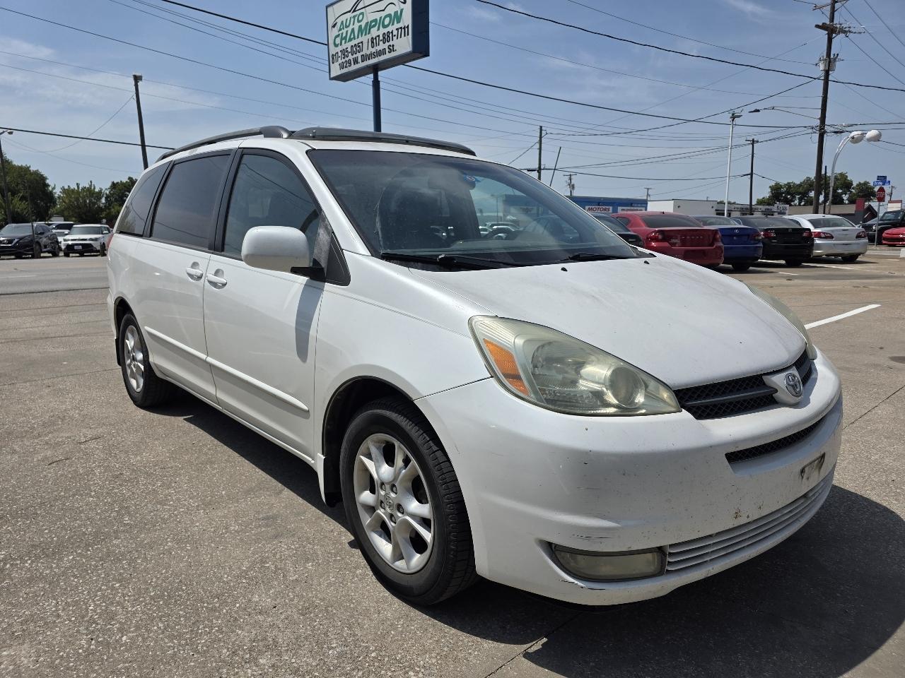 Toyota Sienna XLE 2004
