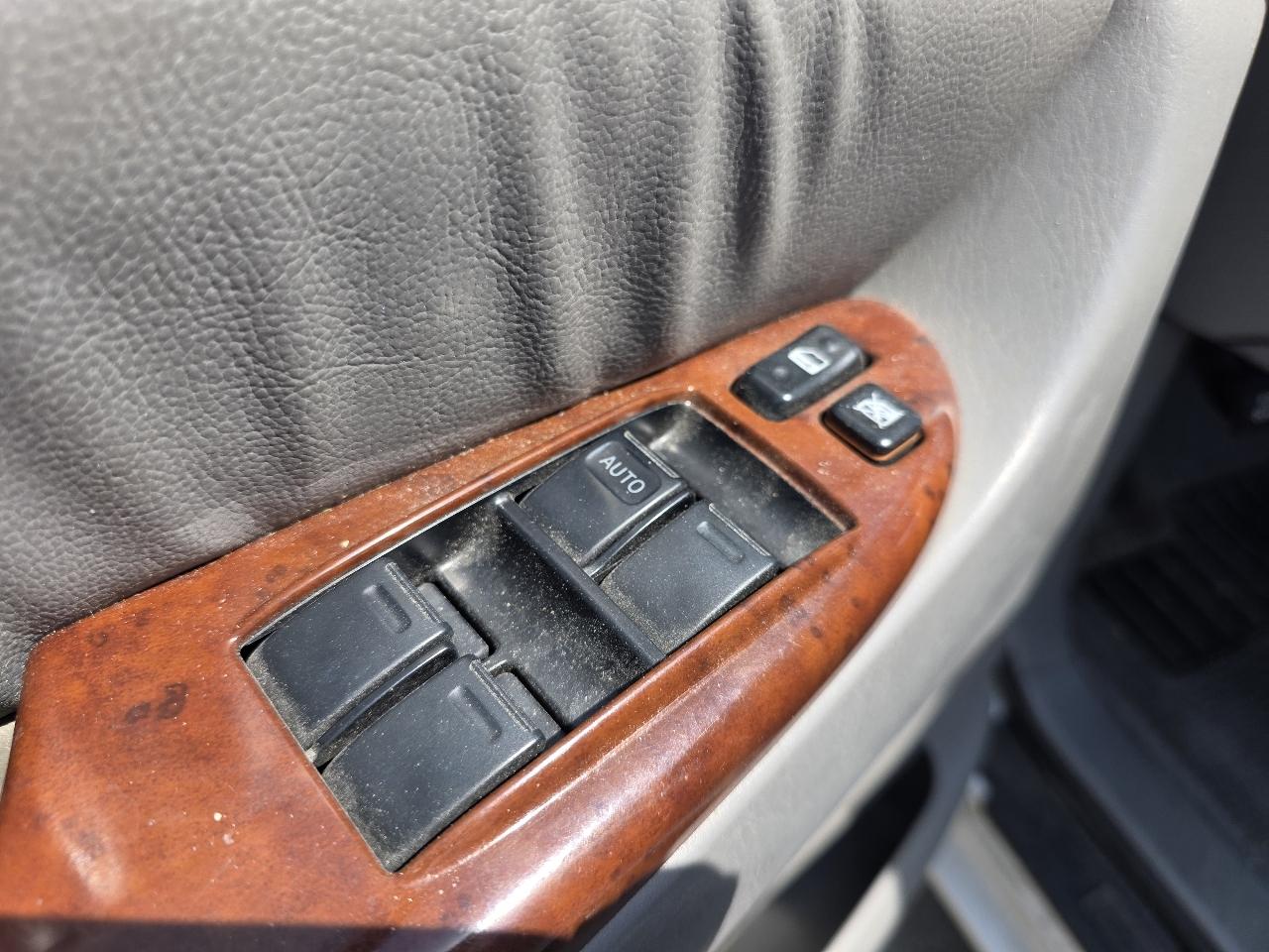 Toyota Sienna XLE 2004