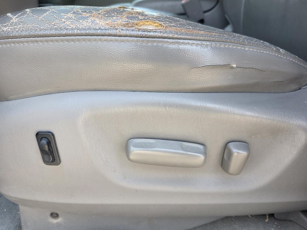 Toyota Sienna XLE 2004