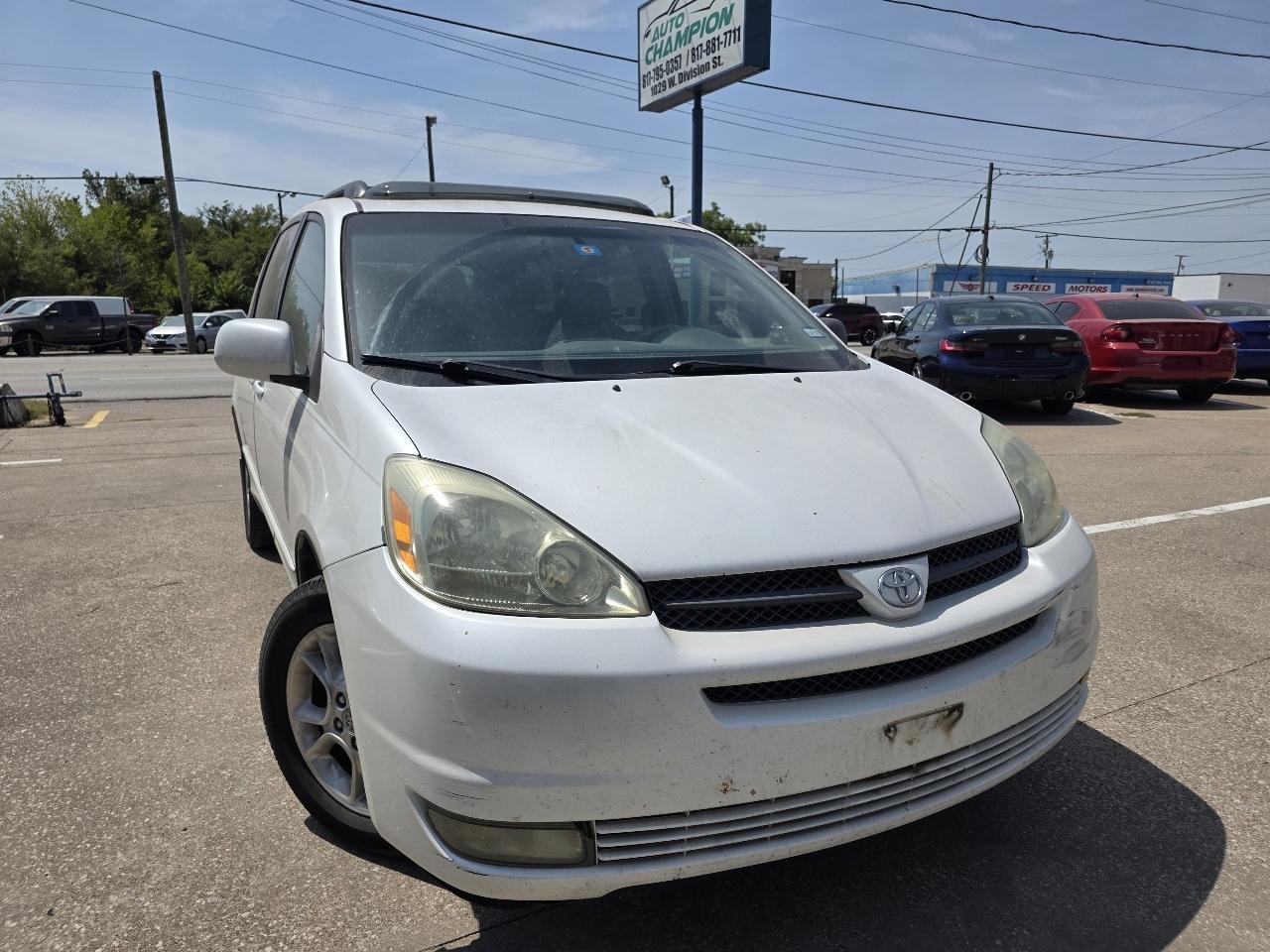 Toyota Sienna XLE 2004