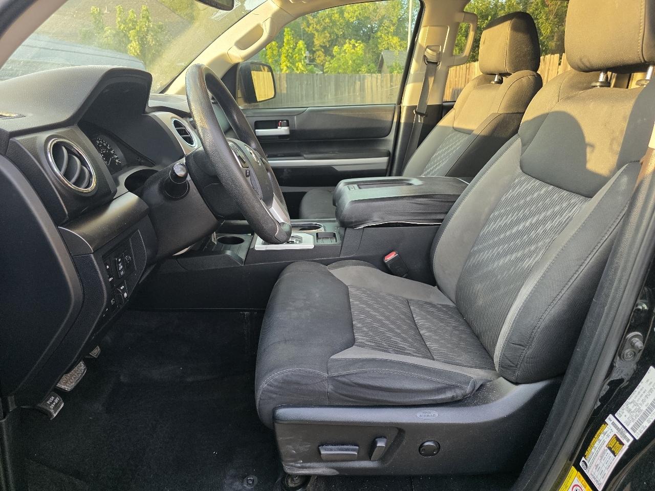 Toyota Tundra photo 14
