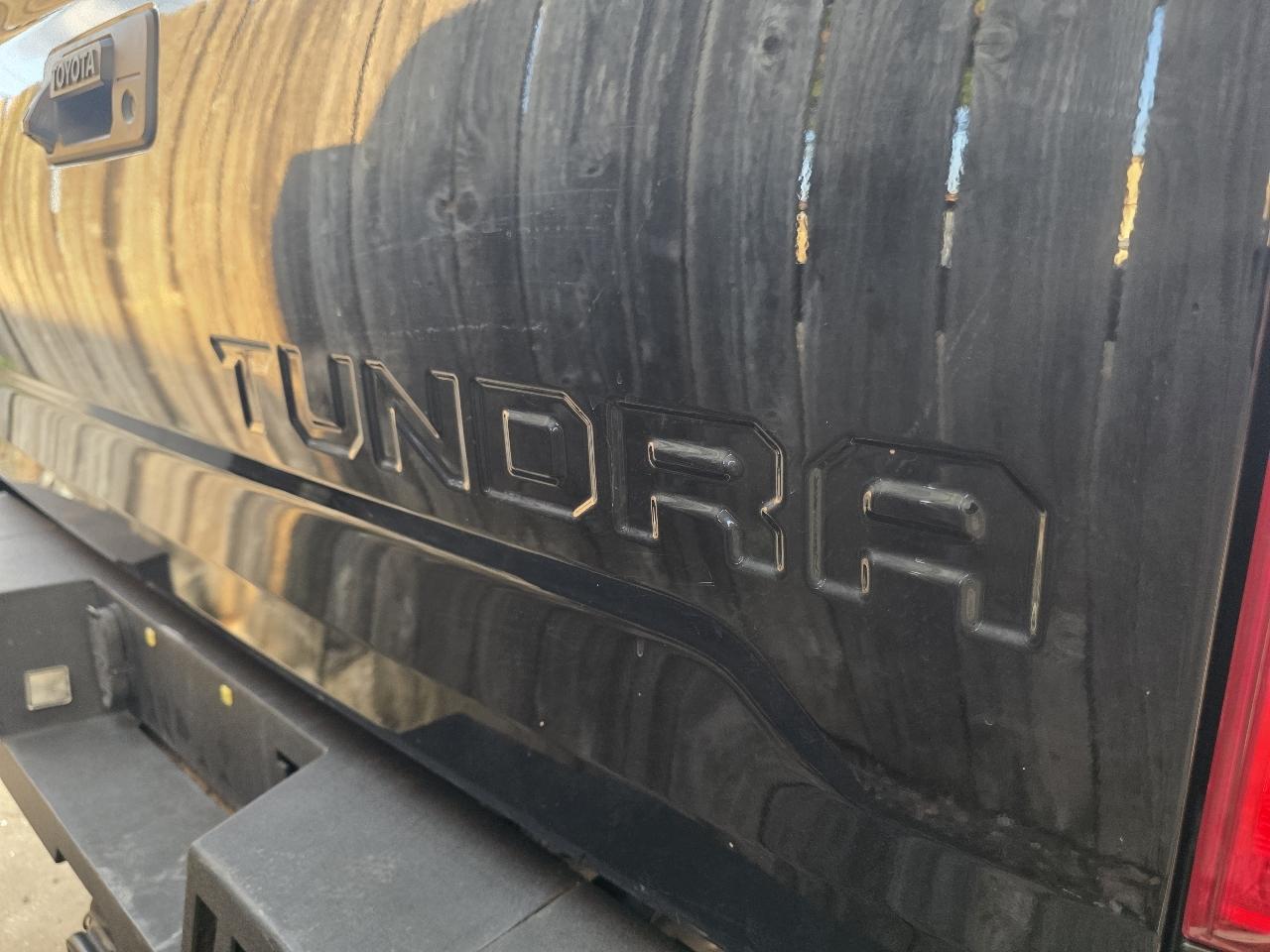 Toyota Tundra photo 25