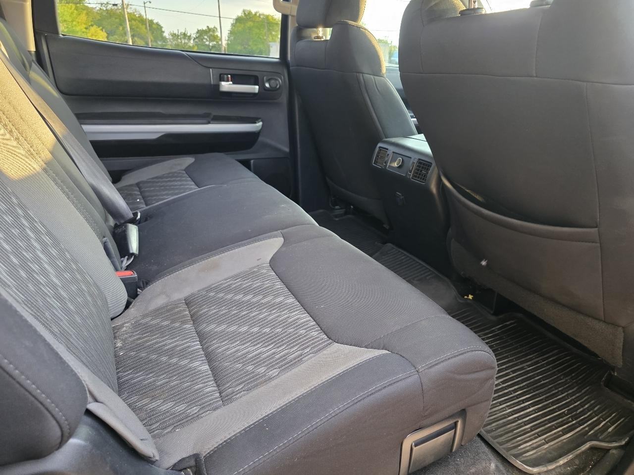 Toyota Tundra photo 29