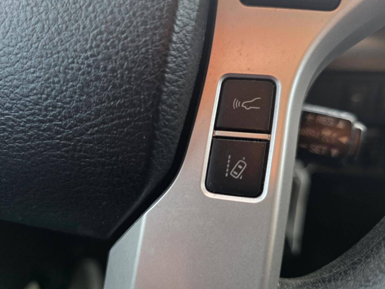 Toyota Tundra photo 34