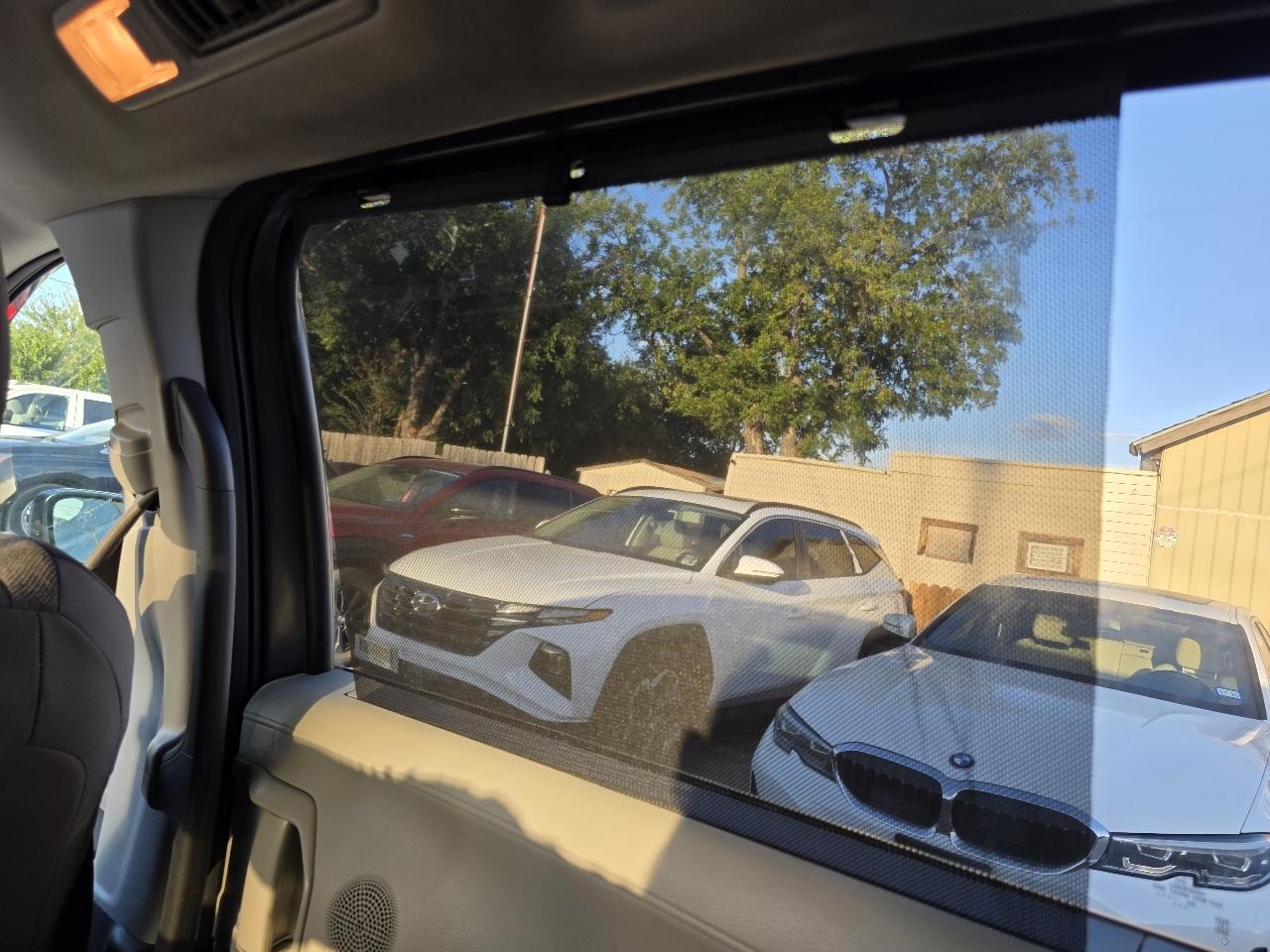 Toyota Sienna LE 8-Passenger 2024