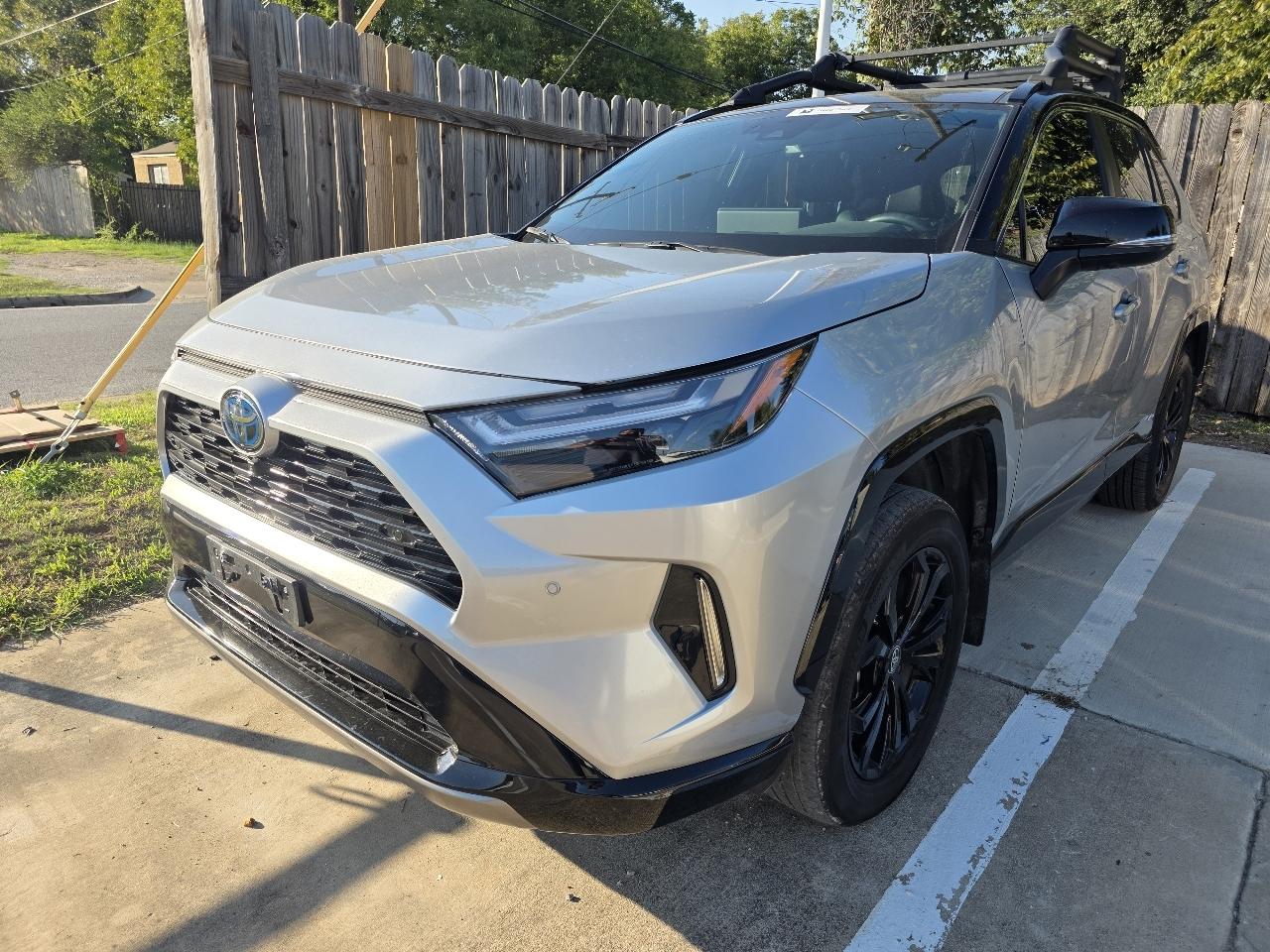 Toyota RAV4 Hybrid XSE 2024