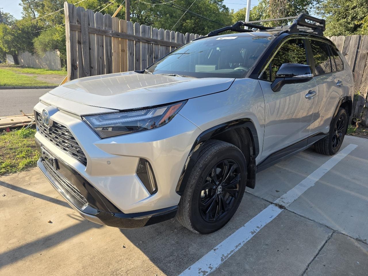 Toyota RAV4 Hybrid XSE 2024