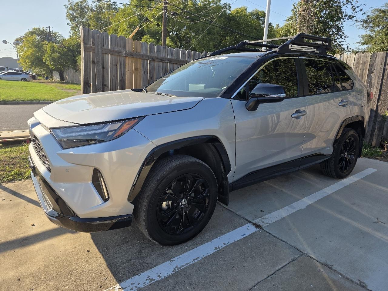 Toyota RAV4 Hybrid XSE 2024
