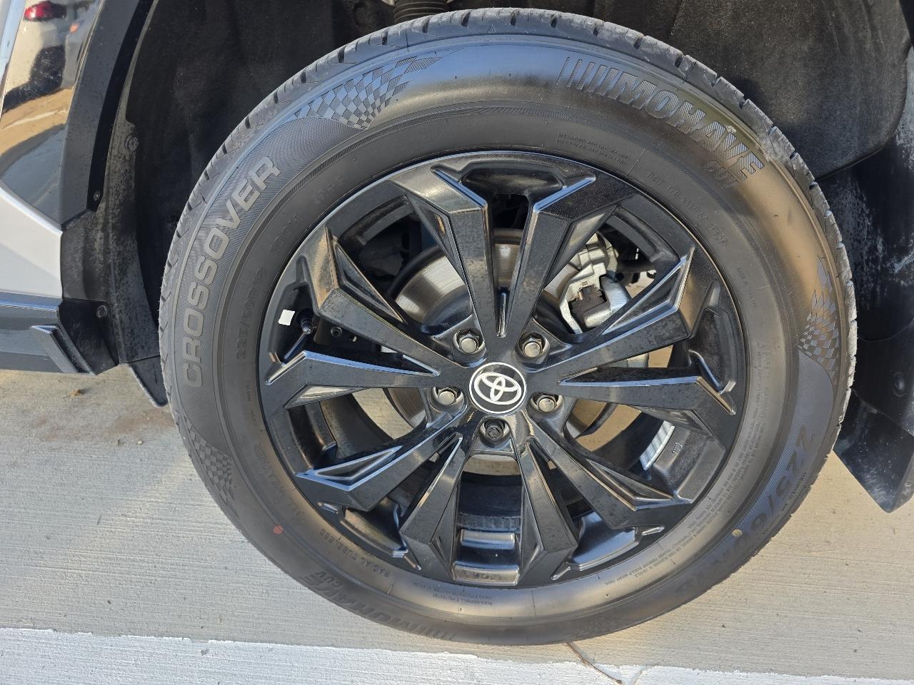 Toyota RAV4 Hybrid XSE 2024