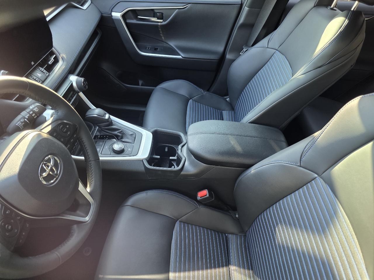 Toyota RAV4 Hybrid XSE 2024