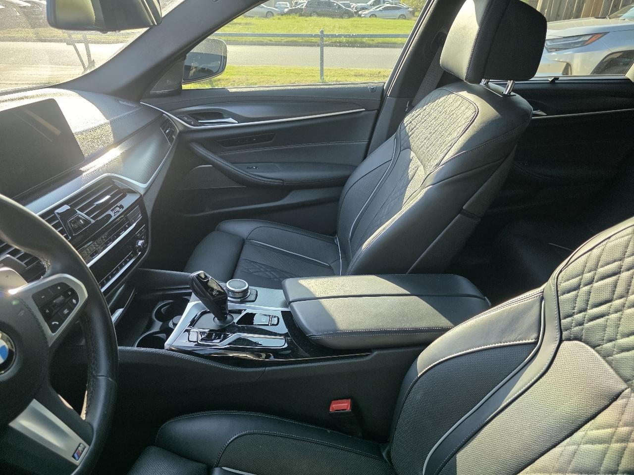 BMW 5-Series 530i 2022